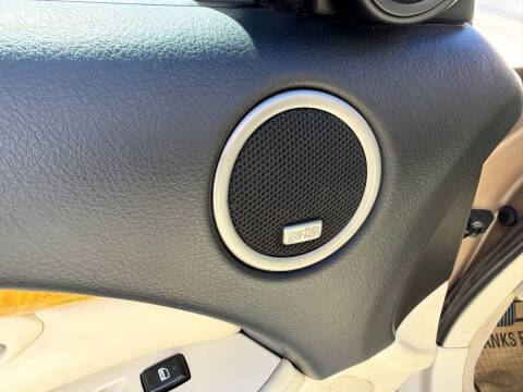 2004 Lexus SC 430