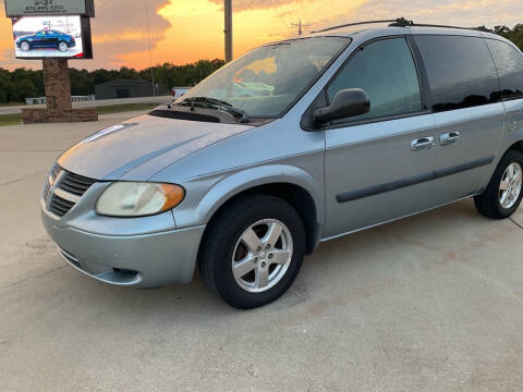 2005 Dodge Caravan SXT