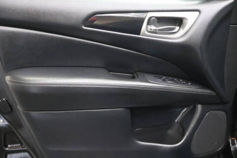 2020 Nissan Pathfinder S