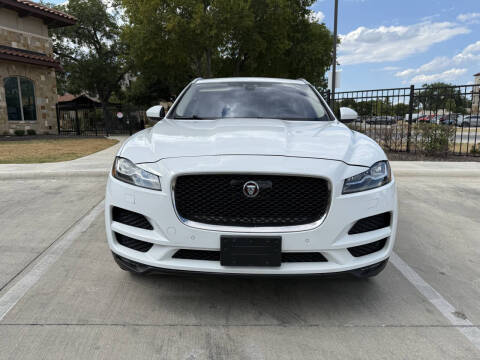 2019 Jaguar F-PACE 30t Portfolio