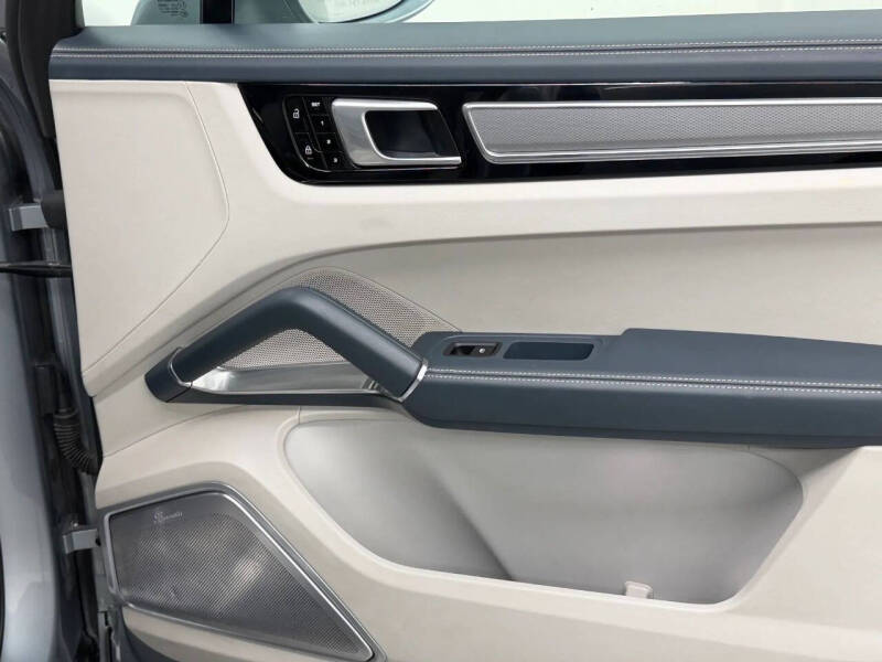 2020 Porsche Cayenne Turbo