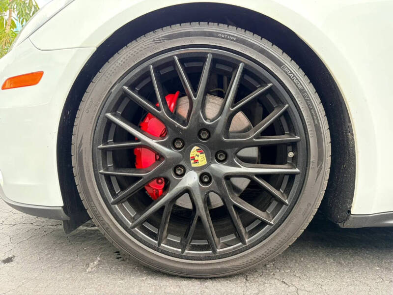 2018 Porsche Panamera