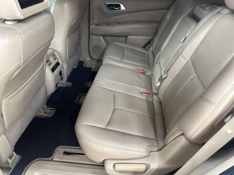 2014 Nissan Pathfinder Platinum