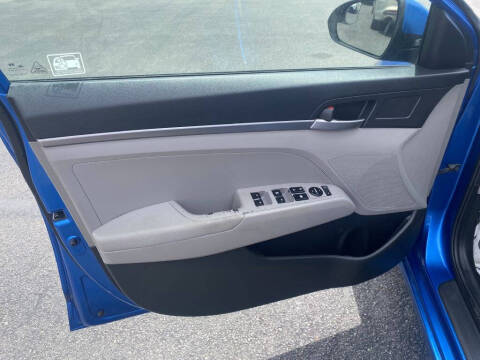 2018 Hyundai Elantra