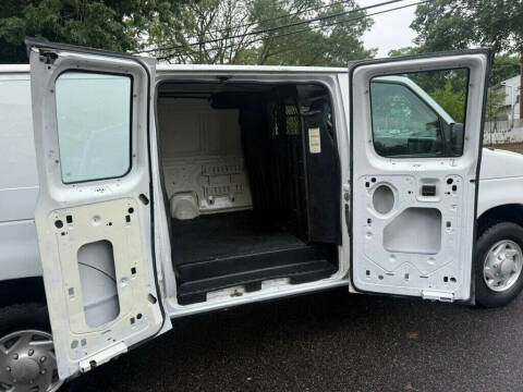 2010 Ford E-Series E-150