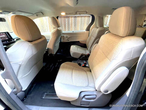 2021 Toyota Sienna LE 8-Passenger