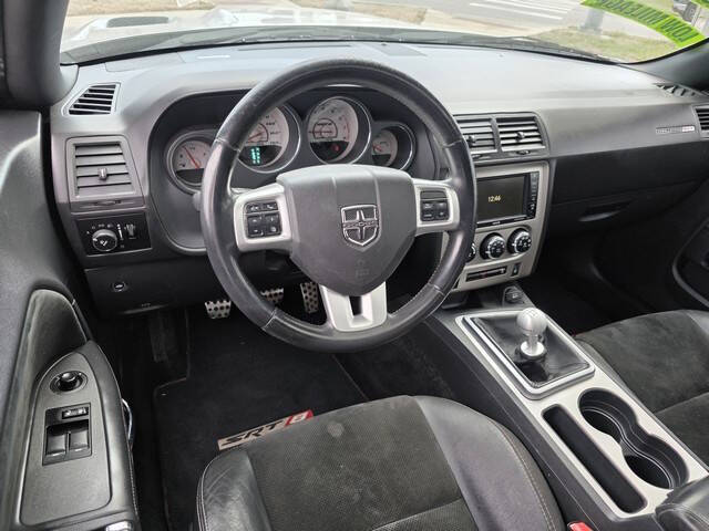2011 Dodge Challenger SRT8 392