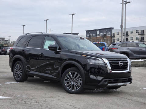 2025 Nissan Pathfinder SL