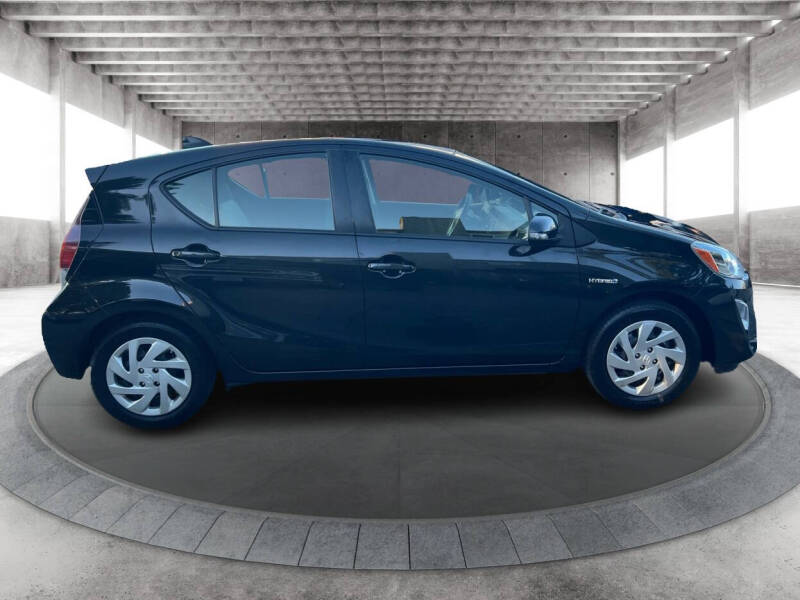 2015 Toyota Prius c One