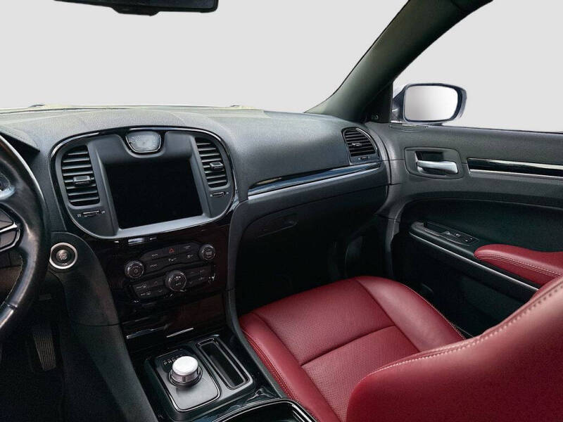 2021 Chrysler 300 S V8