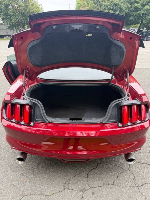 2017 Ford Mustang EcoBoost