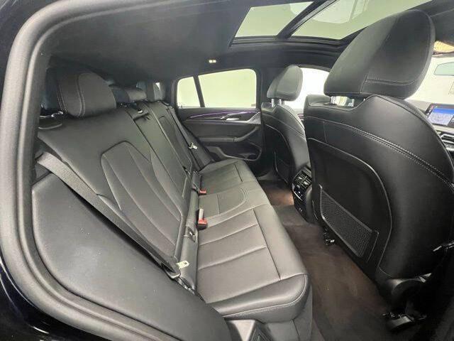 2024 BMW X4 xDrive30i