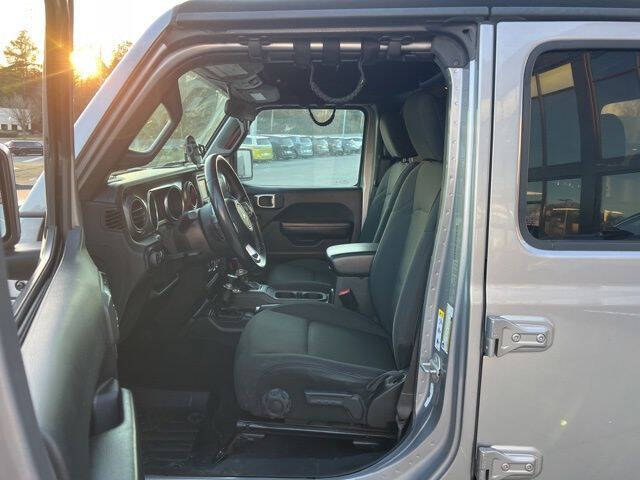 2020 Jeep Gladiator Sport