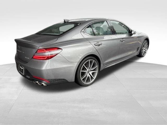 2023 Genesis G70