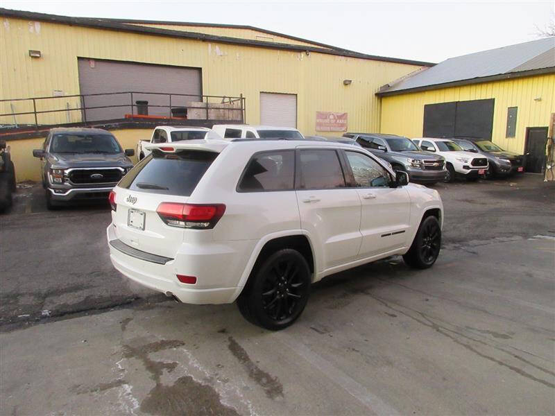 2020 Jeep Grand Cherokee Altitude