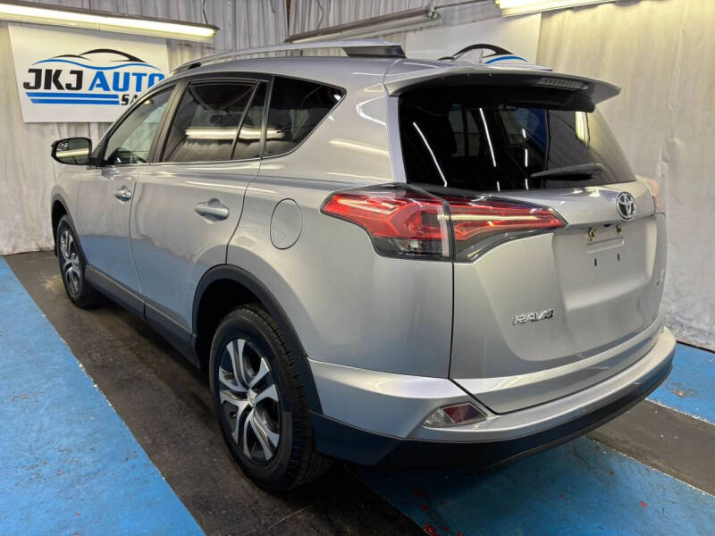 2016 Toyota RAV4 LE