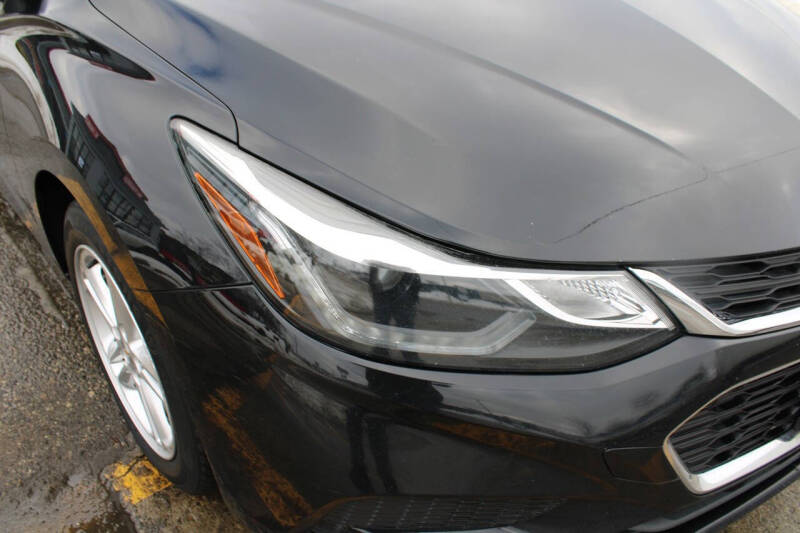 2018 Chevrolet Cruze LT Auto