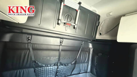 2023 Freightliner Cascadia