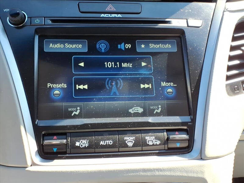 2014 Acura RLX w/Advance