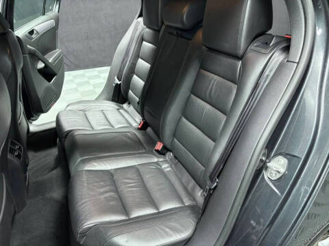 2013 Volkswagen Golf R 4Motion