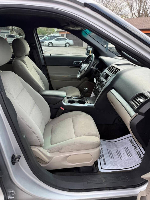 2015 Ford Explorer