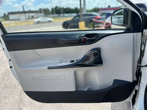 2014 Scion iQ