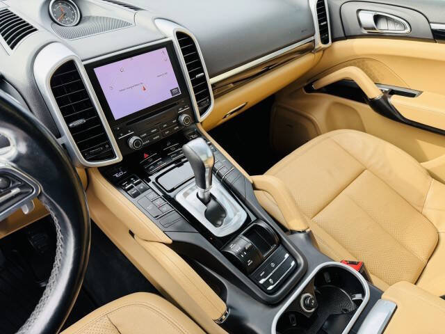 2017 Porsche Cayenne