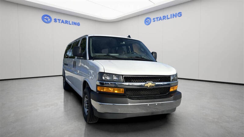 2025 Chevrolet Express LT 3500
