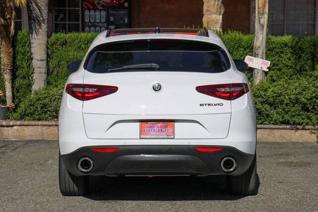 2021 Alfa Romeo Stelvio Sprint