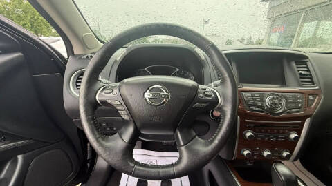 2018 Nissan Pathfinder Platinum