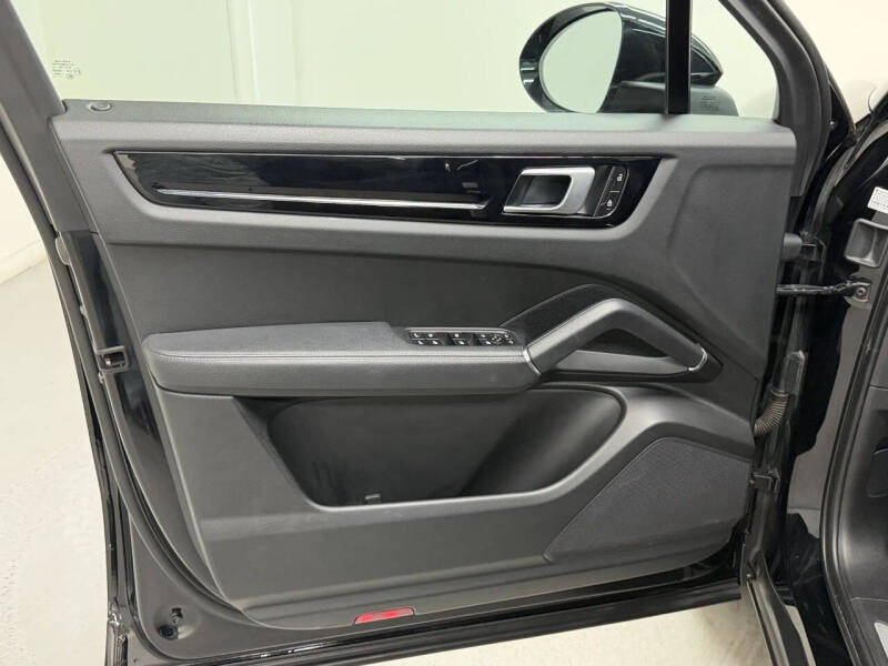 2022 Porsche Cayenne
