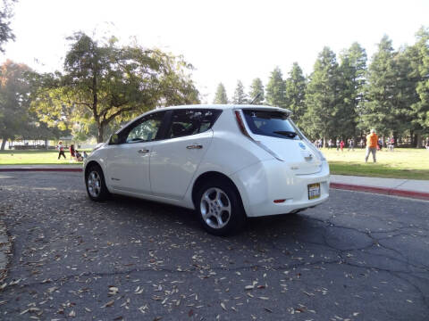 2013 Nissan LEAF SV