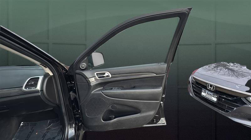 2012 Jeep Grand Cherokee SRT8