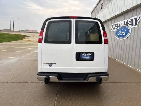 2021 Chevrolet Express 2500