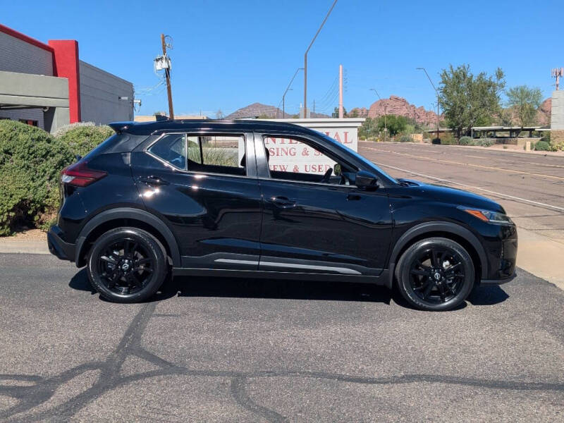 2024 Nissan Kicks SR