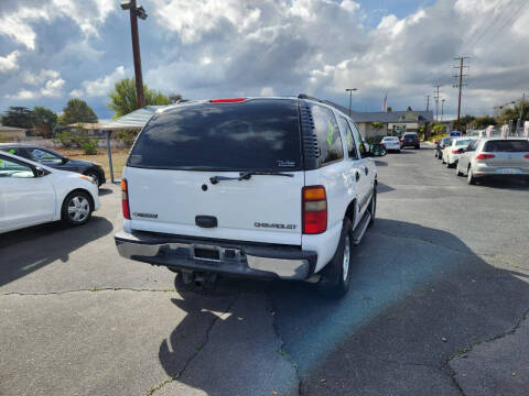 2003 Chevrolet Tahoe LS