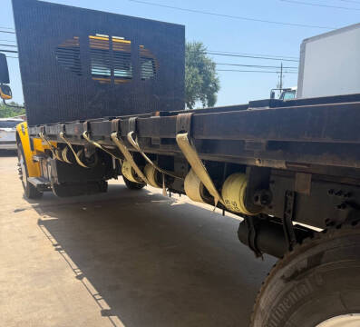 2020 Freightliner M2 106
