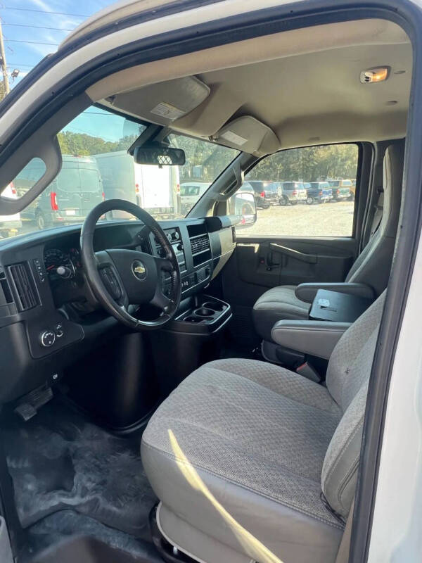 2020 Chevrolet Express 2500