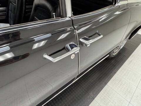 1967 Ford Thunderbird