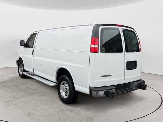 2024 Chevrolet Express 2500