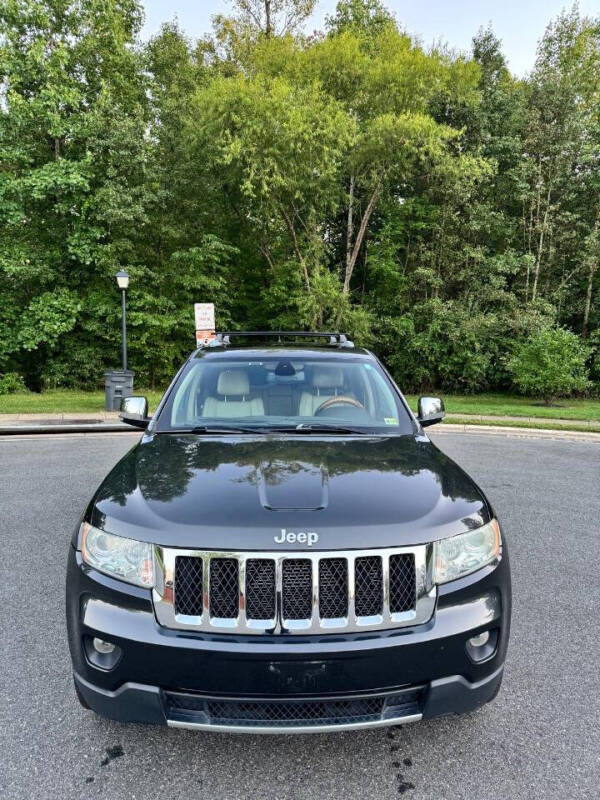 2011 Jeep Grand Cherokee Overland photo 12