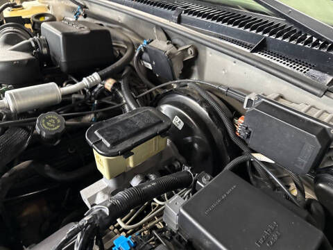 2000 Cadillac Escalade