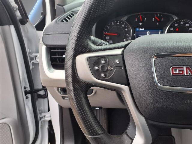 2022 GMC Terrain SLE