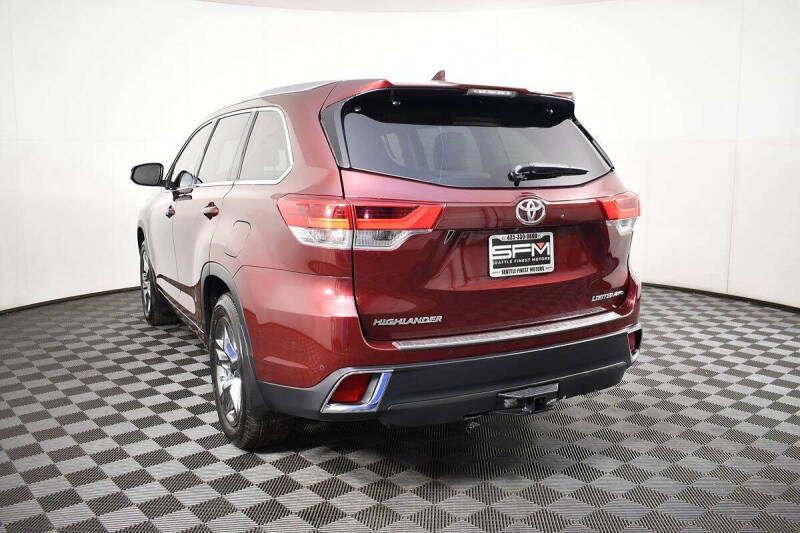 2017 Toyota Highlander Limited