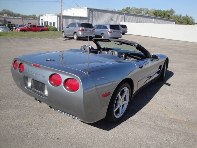 2004 Chevrolet Corvette