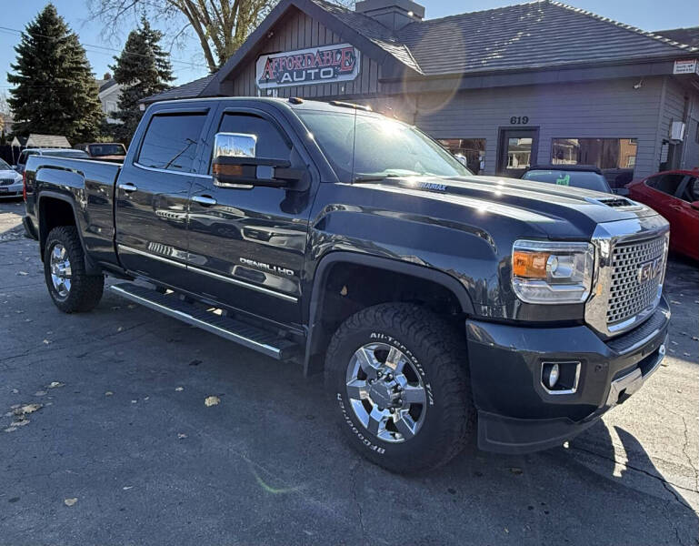2017 GMC Sierra 3500HD Denali
