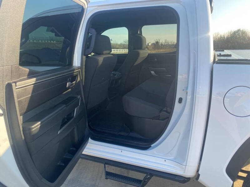 2025 Toyota Tundra SR5