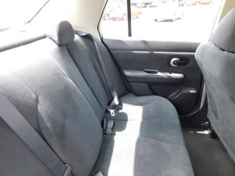 2009 Nissan Versa 1.8 S