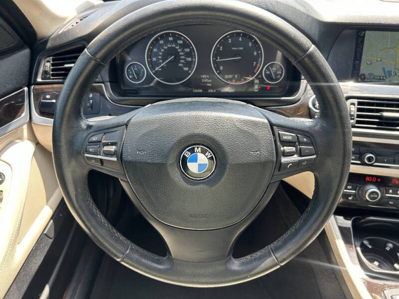 2013 BMW 5 Series 528i