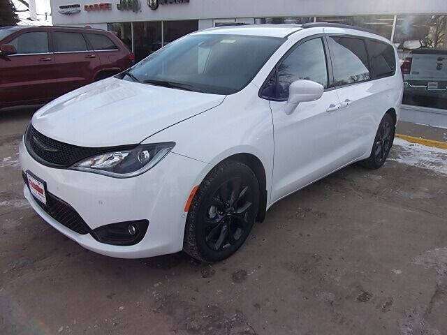 2020 Chrysler Pacifica Touring L Plus